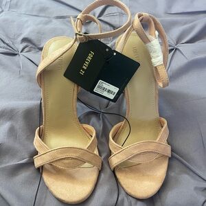 Forever 21 tan/blush color Women's Sandals